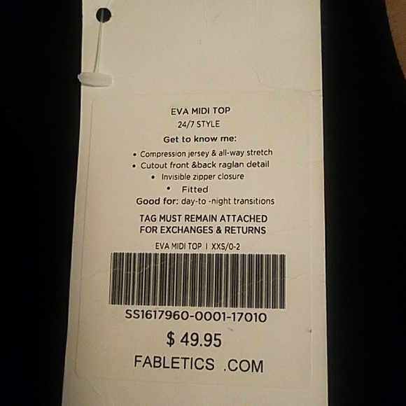 FABLETICS NWT crop top - Picture 4 of 4